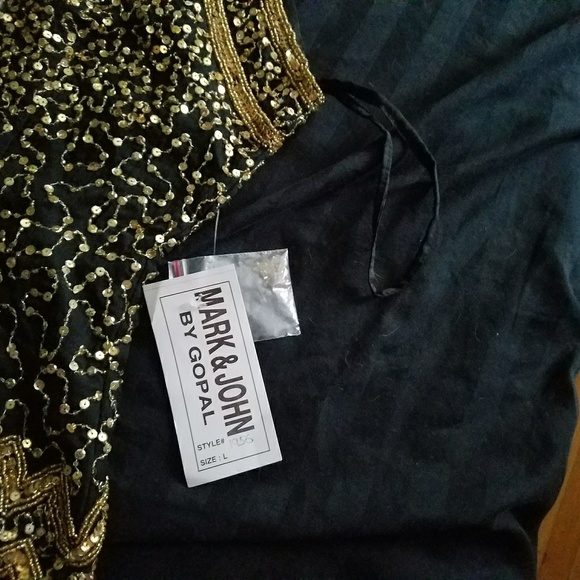 Black with gold sequin top - Picture 3 of 4